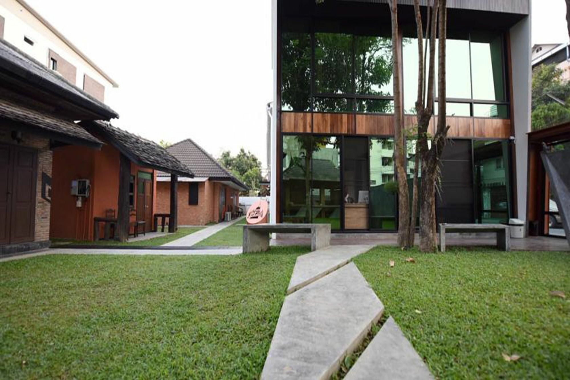 吴迪清迈住宿加早餐旅馆 清邁 外观 照片